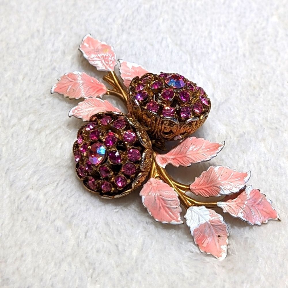Vintage 50's Pink Dual Flower Rhinestone Brooche with Pink Enameled Leaves - Picture 5 of 8